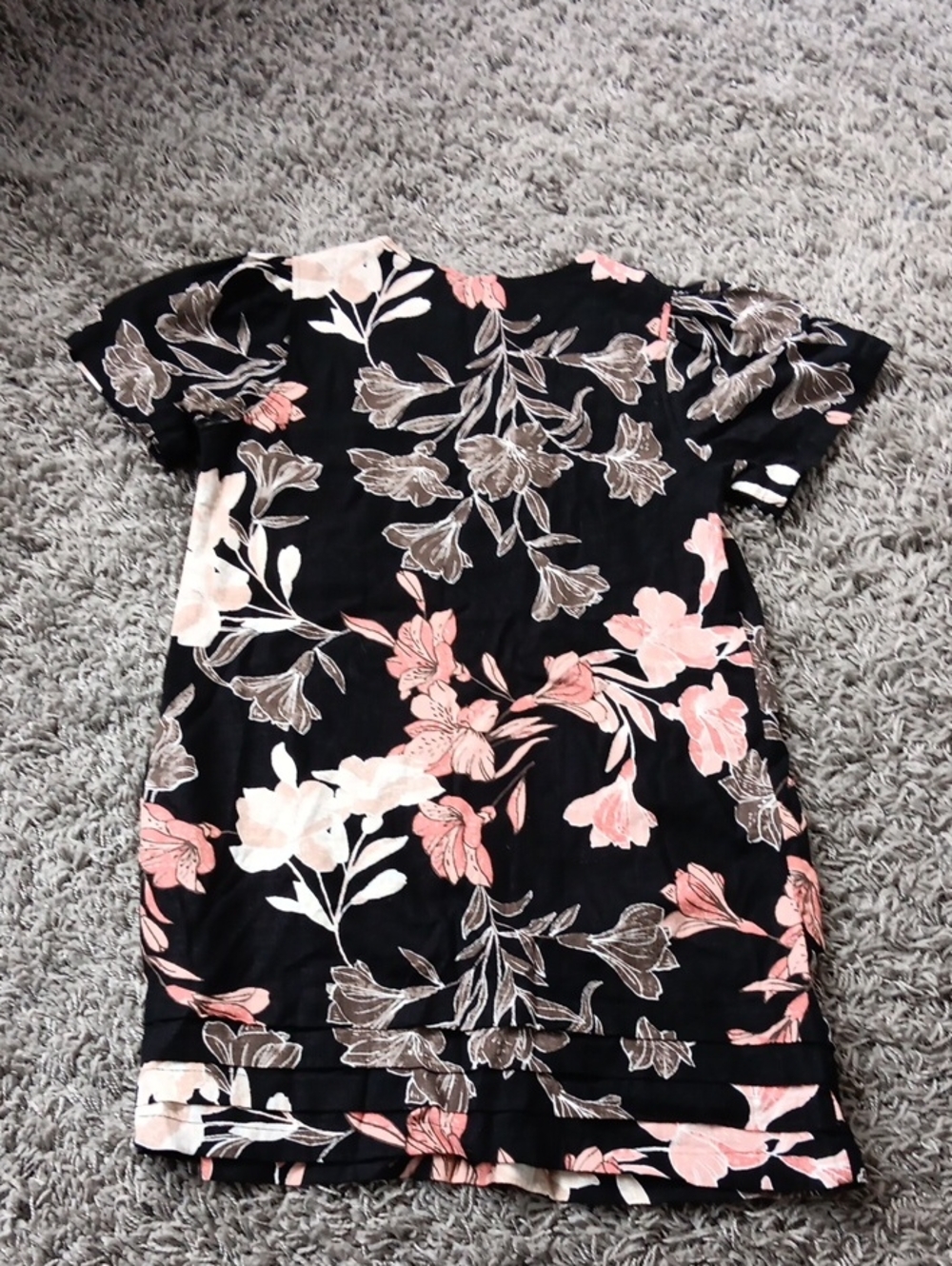 NWT Nicole Miller Black Floral Shift Dress with Pink and Cream Blooms - Picture 4 of 7